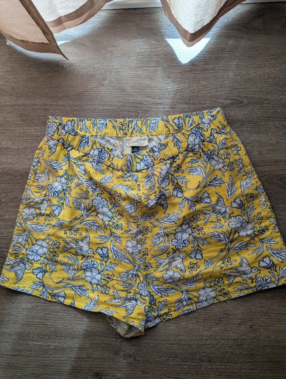 Universal Thread Linen shorts